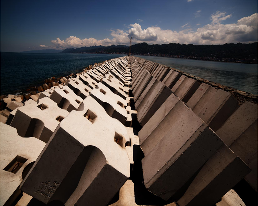 KARADENİZ EREĞLİ MENDİREK ve TERSANE LİMANI